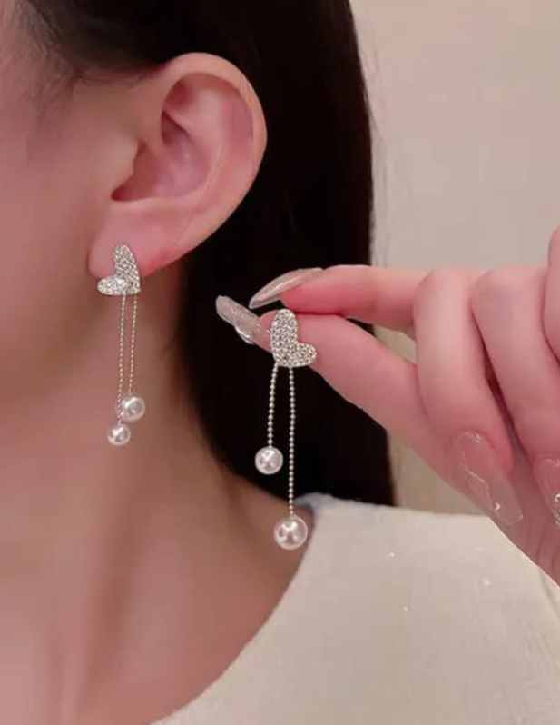 Long Heart Pearl Earrings