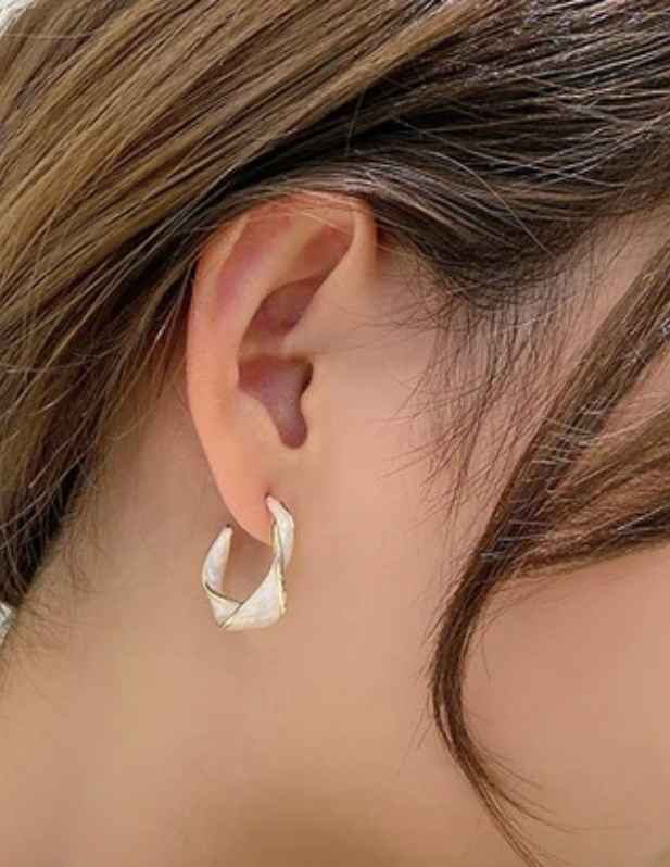Twisted Hoop Earrings