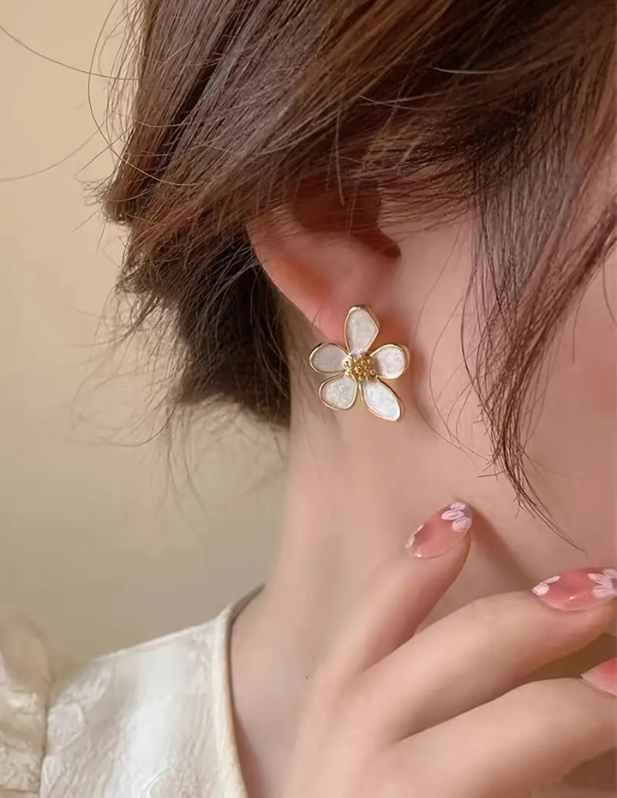 White Floral Earrings
